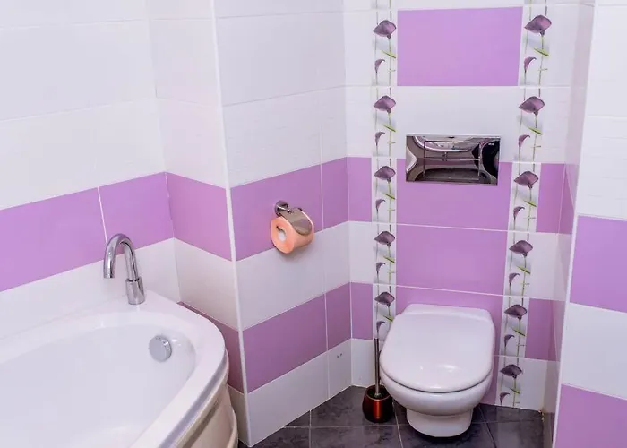 Sea View Next To Sea Garden And شقة