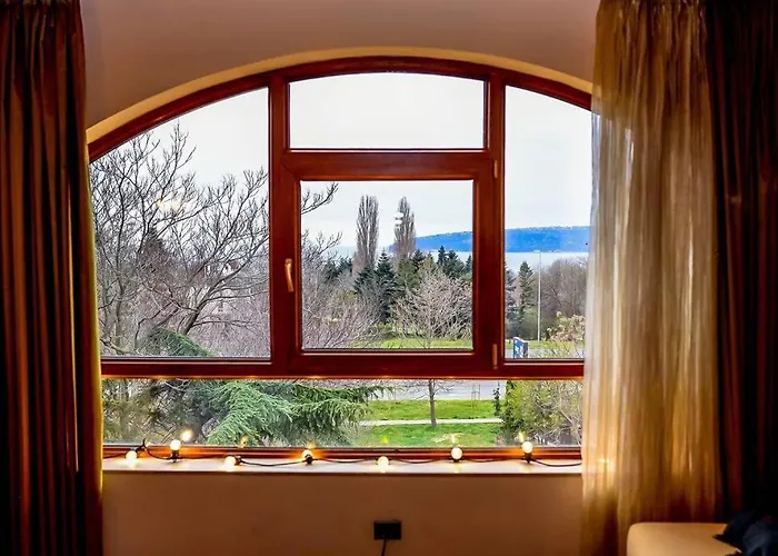 Sea View Next To Sea Garden And * Varna