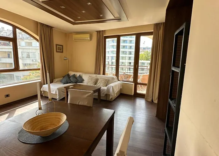 Sea View Next To Sea Garden And 公寓